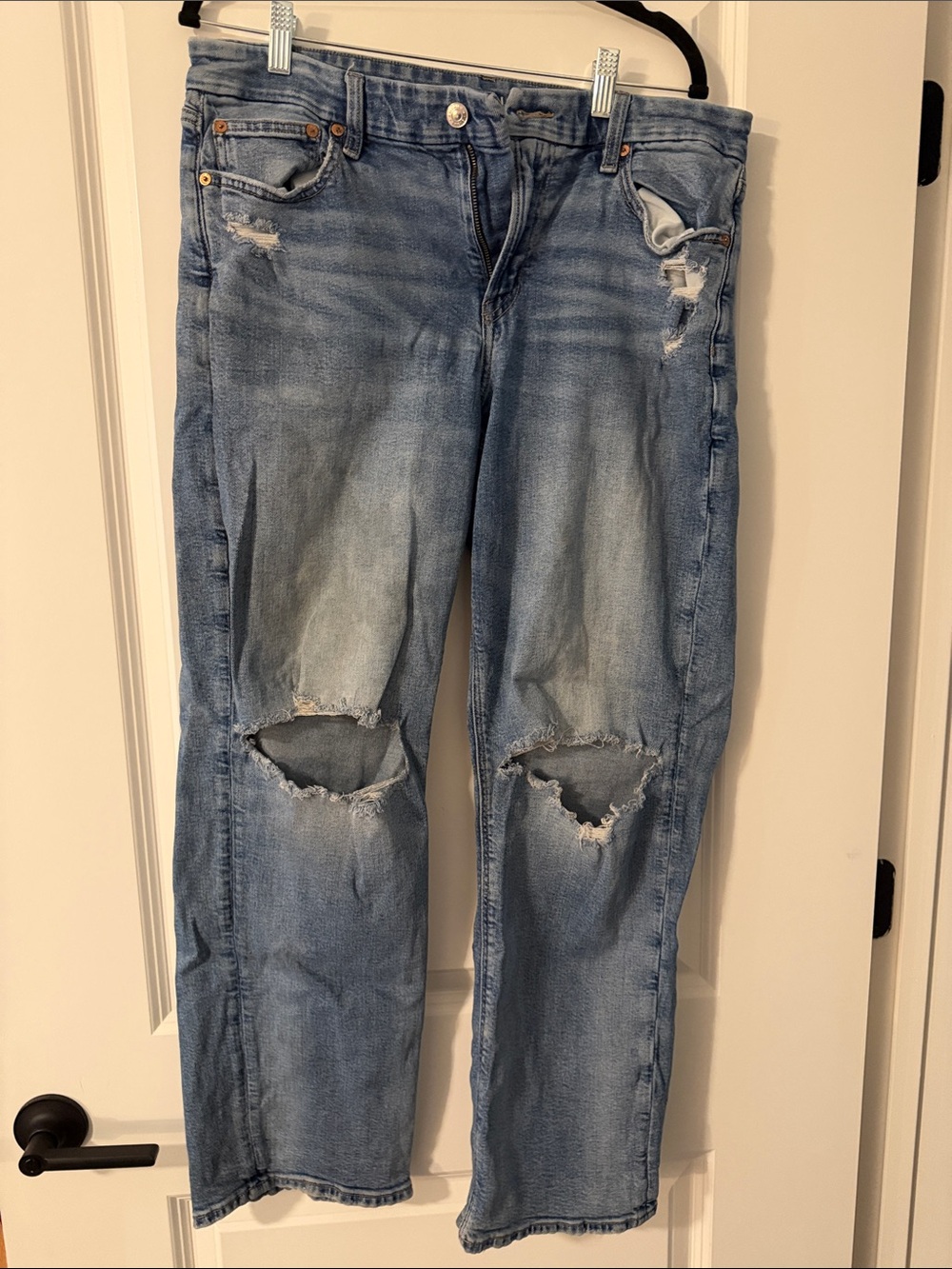 American Eagle Outfitters Light Blue Boyfriend Jeans